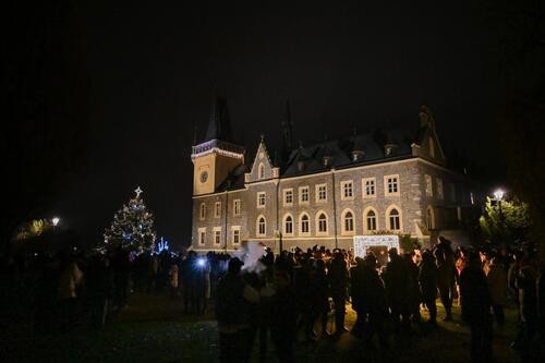 Předvánoční jarmark