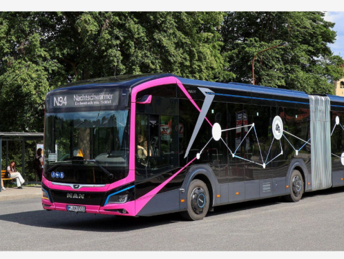 Elektrický kloubový autobus testoval i trasu do Vlašimi