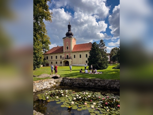 Zámek Lešany ožívá: secese, záhady a tajemství světa