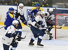 Hokejové derby nabídlo deset gólů. Čestné buly vhodil Michal Rozsíval