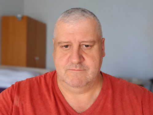Vlašimák Luděk potřebuje pomoc. Po mrtvici a amputaci nohy chce znovu získat část samostatnosti